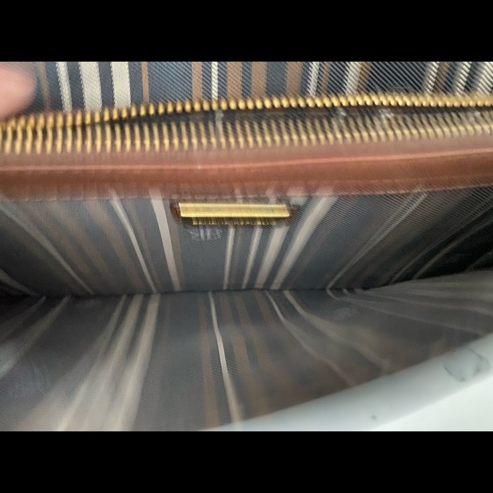 Banana Republic Clutch - Picture 9 of 12